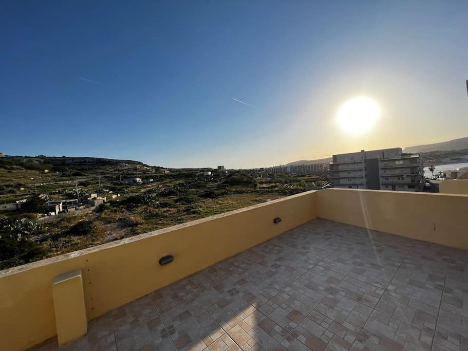 Conmal Penthouse In Mellieha Bay Leilighet Eksteriør bilde